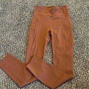 Lululemon wunder under 25” leggings with pockets size 2